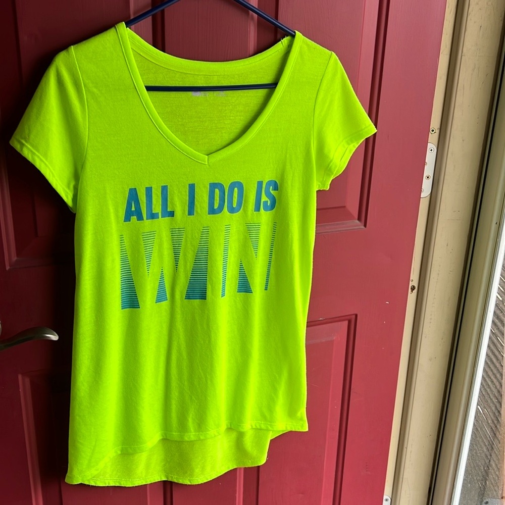Xersion neon green size small short sleeve shirt